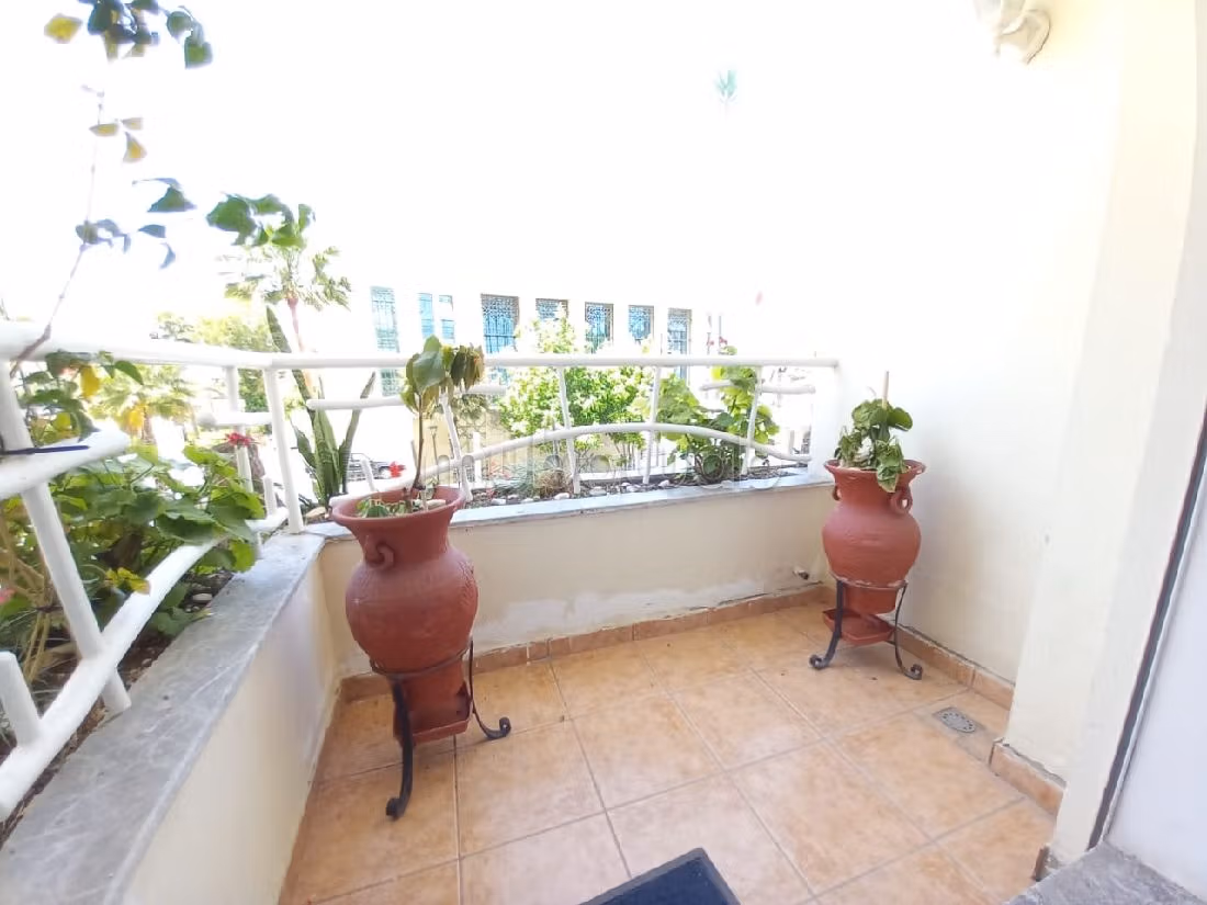 Apartment for sale in Iberie. 5 large rooms. View of the mountains, double glazing. 