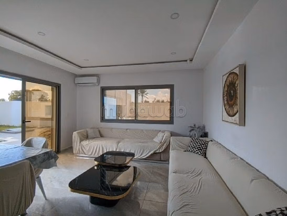 Fabulous villa for sale in Djerba. 3 beautiful rooms. Well decorated