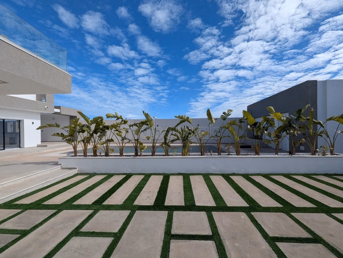 Villa clarity