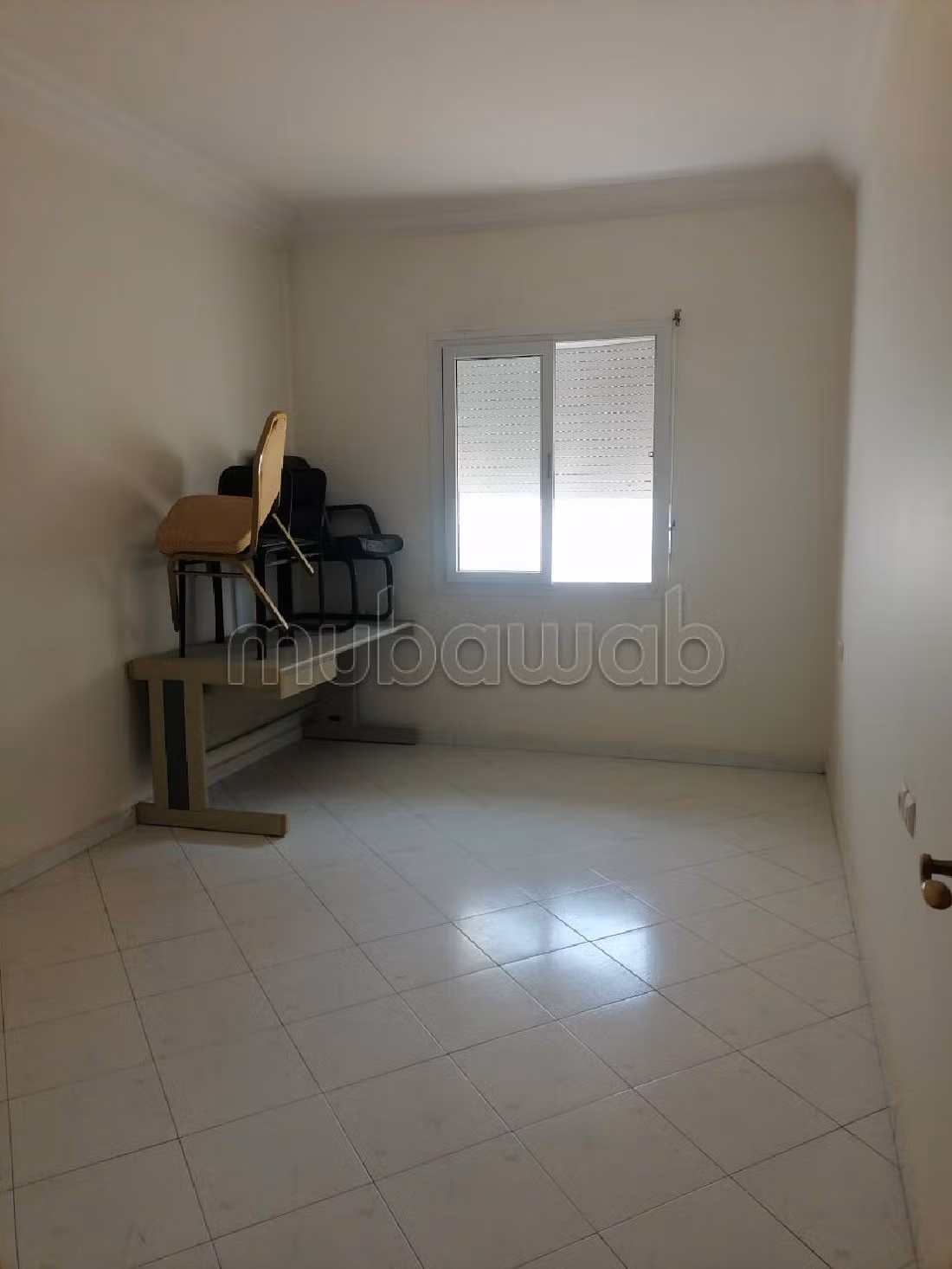 Splendido appartamento in vendita a Amsernate. 1 locale. Ascensore e posto auto. 