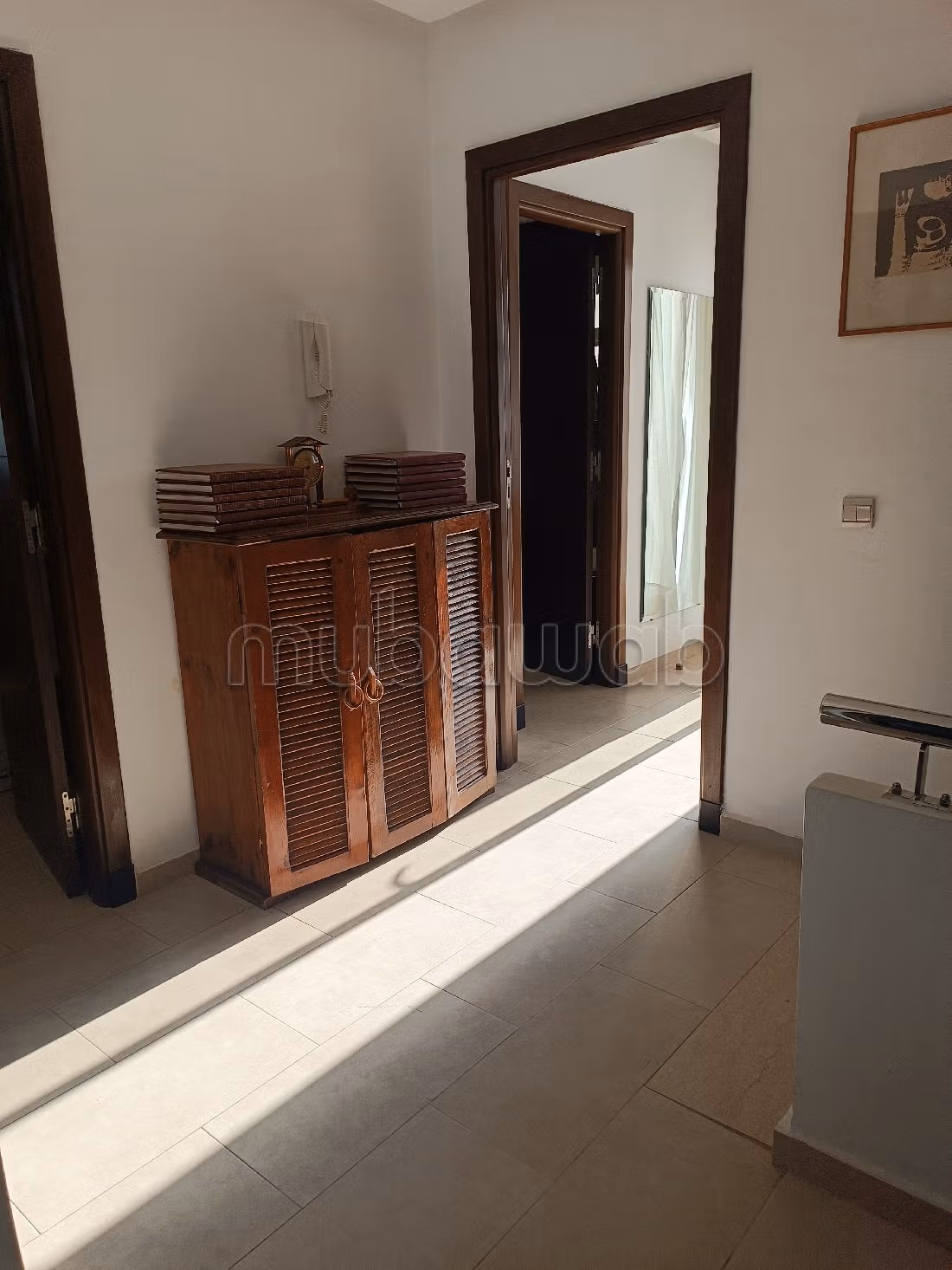Villa's en luxe woningen kopen. 5 Ruimtes. Conciërgeservice en mooi zwembad. 