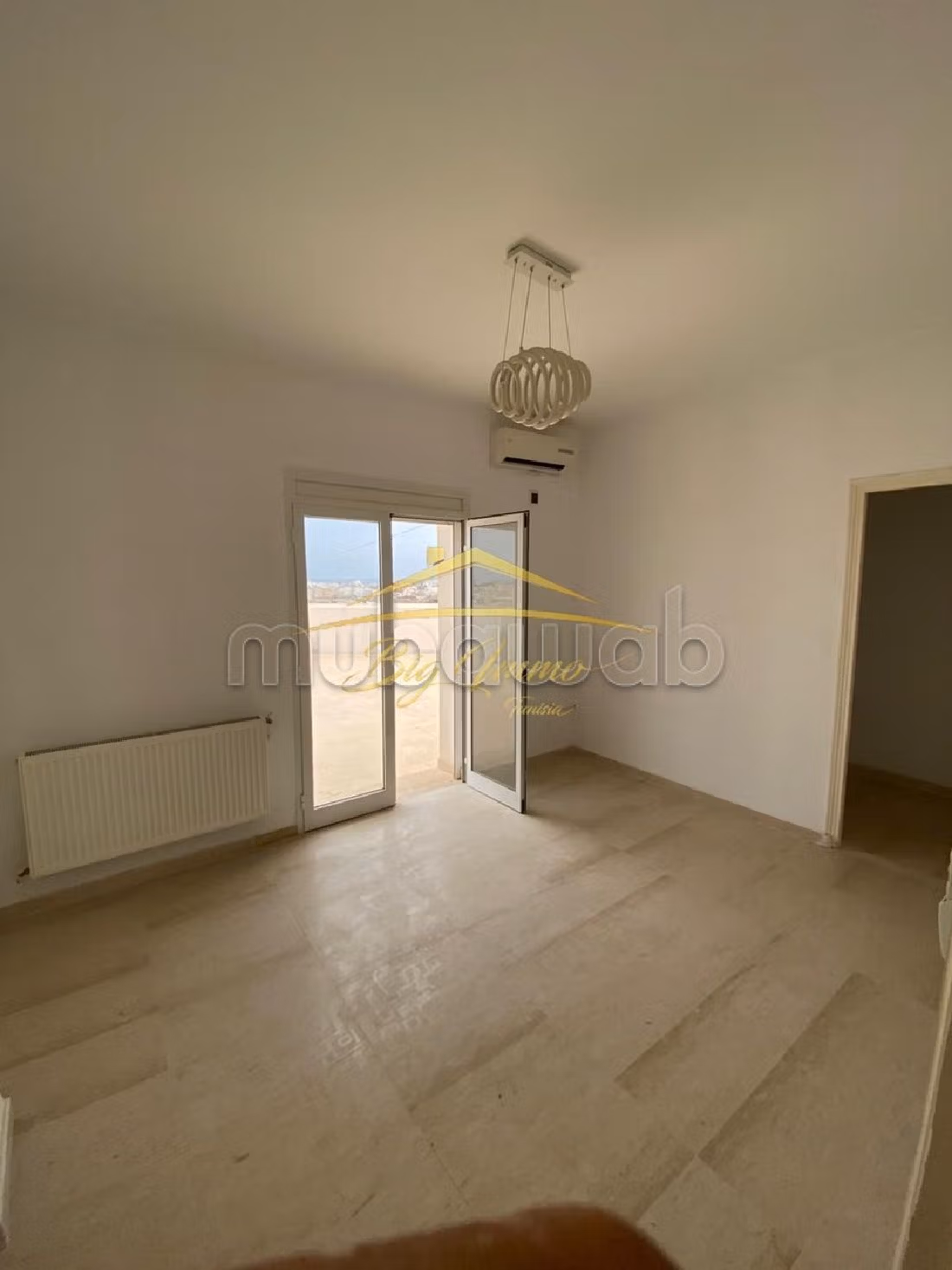 Un très grand Appartement à vendre à Hammem sousse