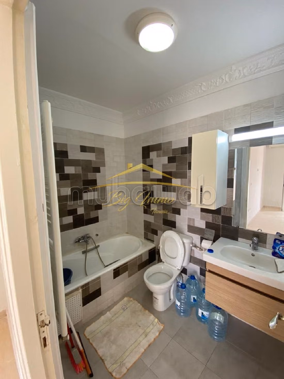 Un très grand Appartement à vendre à Hammem sousse