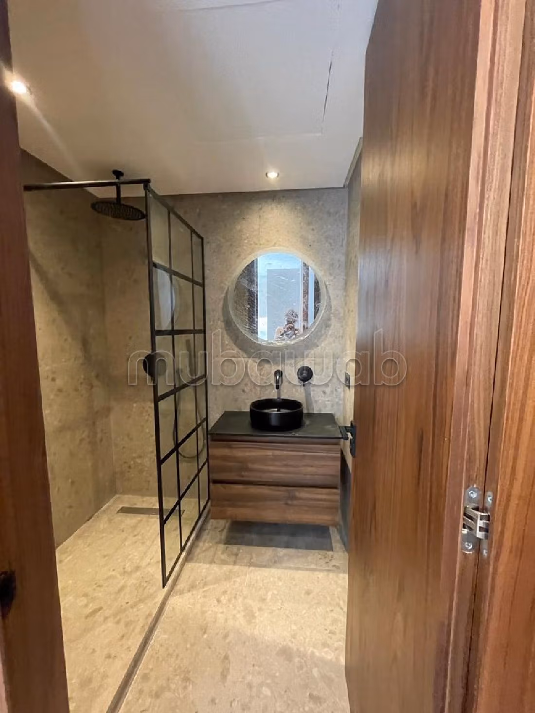 Apartment for rent in Les princesses. 1 lovely room. 