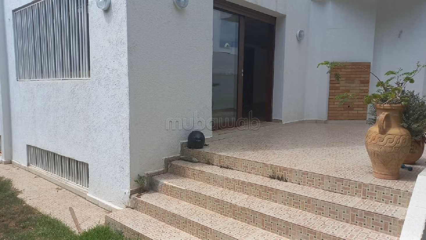 Villa de alto standing en alquiler en CIL (Hay Salam). 5 habitaciones. Hermosa terraza y jardín. 