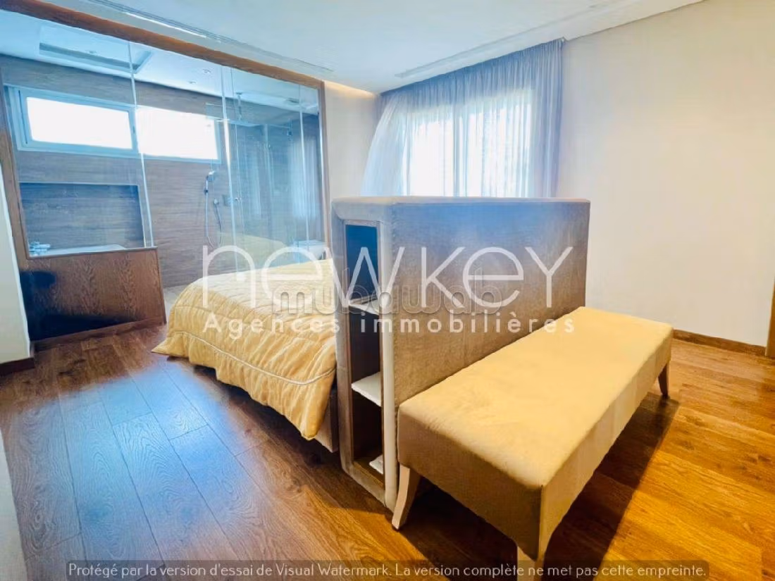 Beautiful villa for rent in Les Berges Du Lac 2. Dimension 200 m². Green areas, Balcony