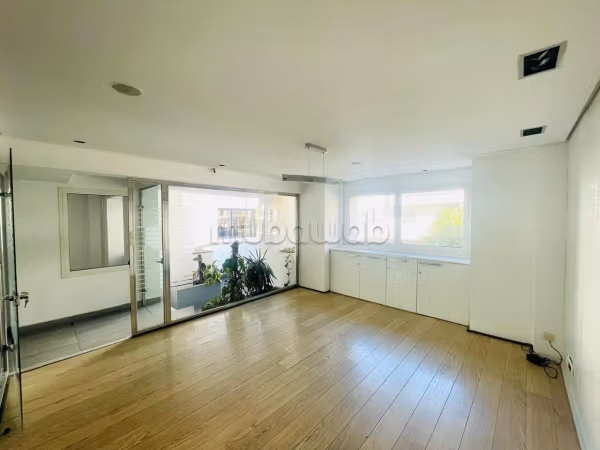 Kantoorverhuur Gauthier 179 m² terras