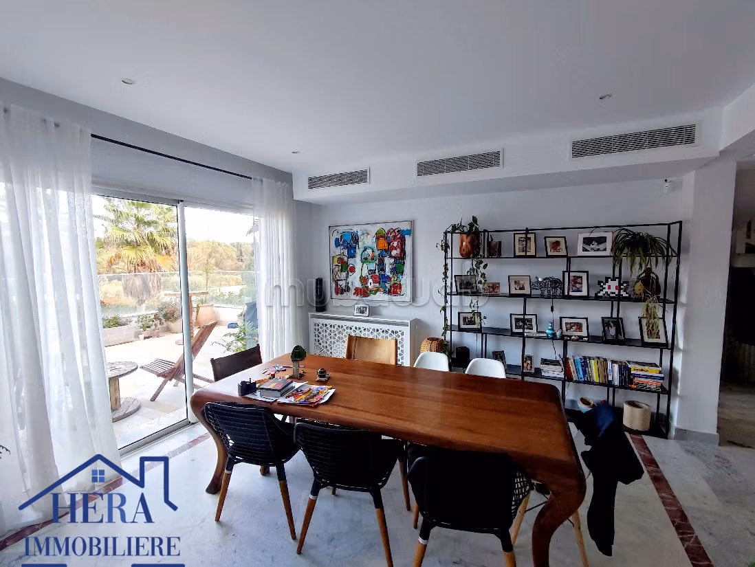 A louer villa de maître a Gammarth supérieur
