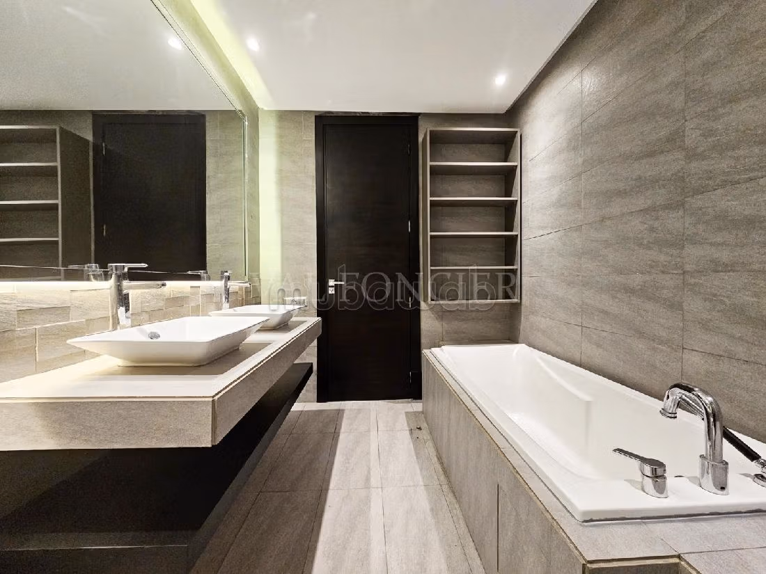 Vente somptueux appartement 188m2 3chambres à Gauthier, Casablanca