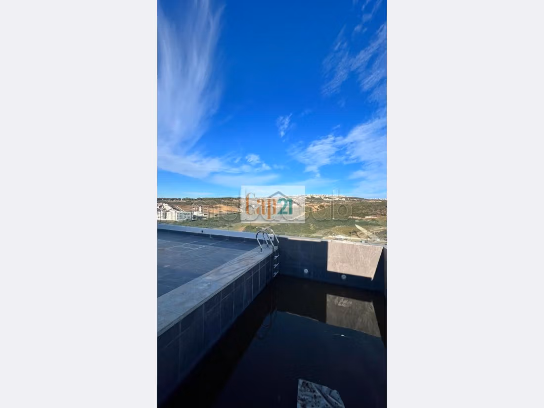 Rent an apartment in Sania. 5 large rooms. Double glazed window, Central air conditioning. 