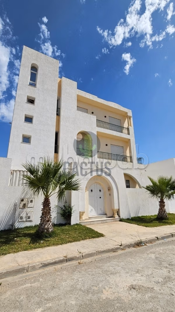 À Vendre Villa en R2 de 694m² à Cité el Wafa, Nabeul
