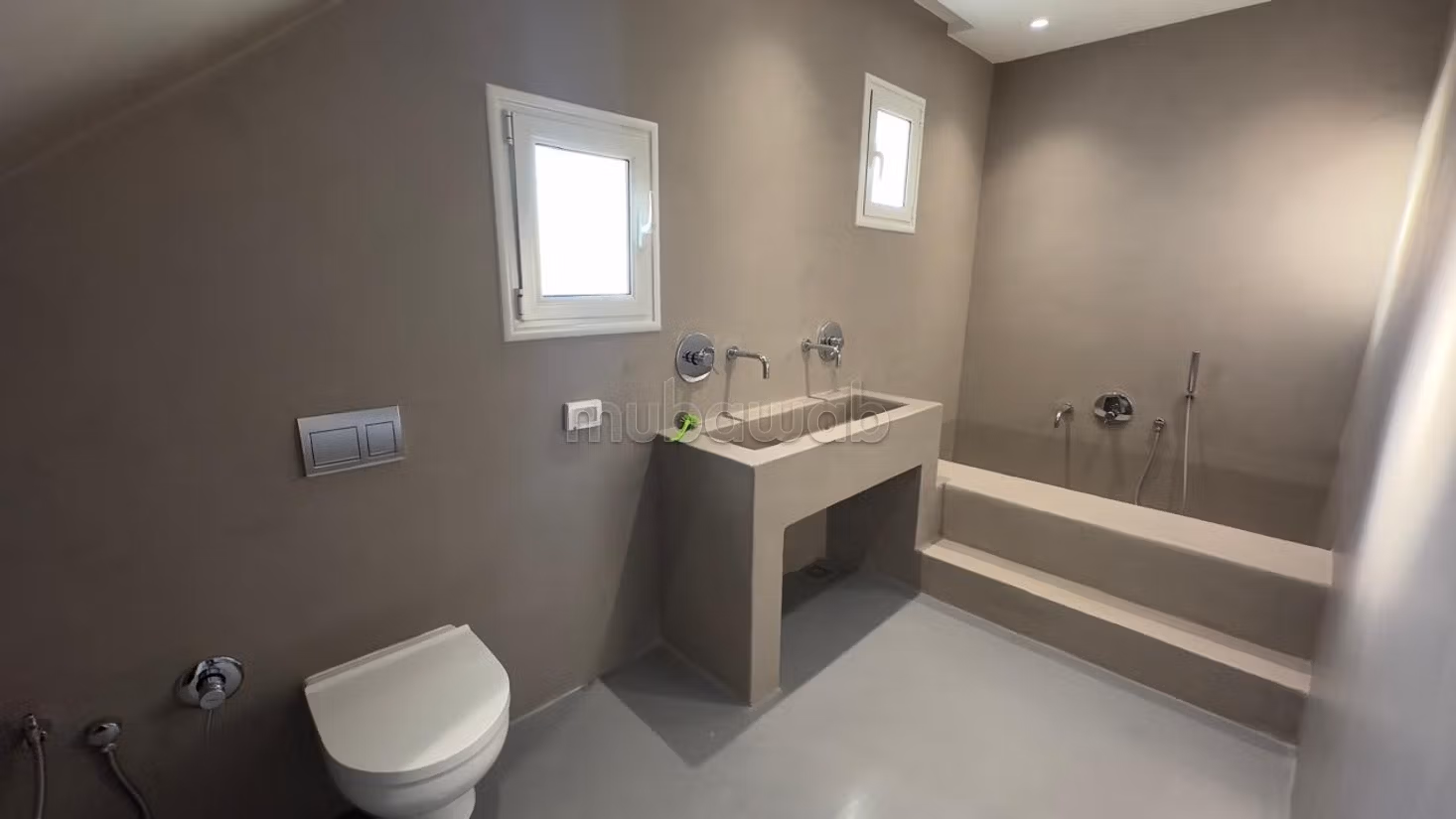 Vente villa neuve haut standing avec piscine