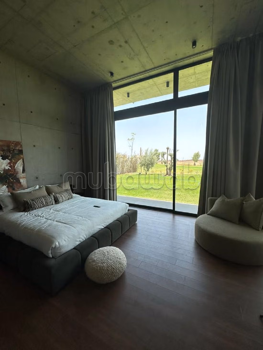 High quality villa for sale in Amelkis. 5 beautiful rooms. Terrace and garden