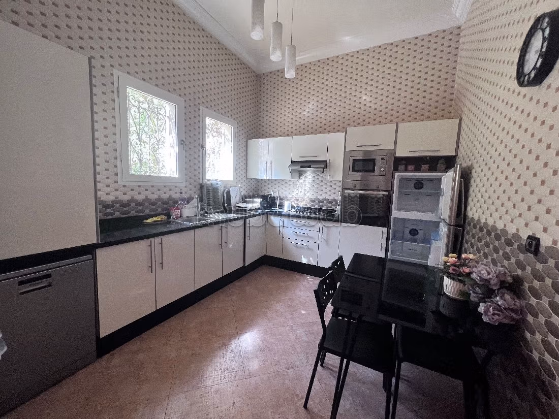 Preciosa villa en alquiler en Les Portes de Marrakech. 7 habitaciones. Completamente amueblado