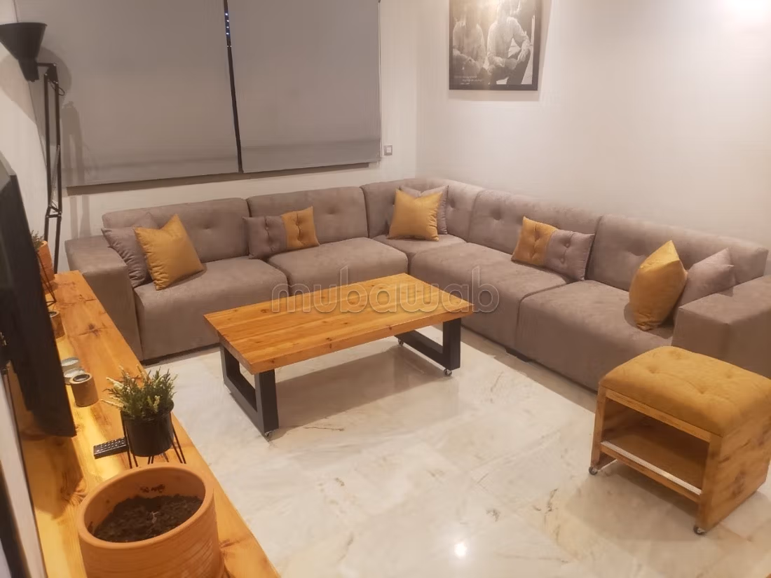 Affitta il tuo appartamento a Quartier du Parc. 3 ampi locali. Posto auto e terrazzo.