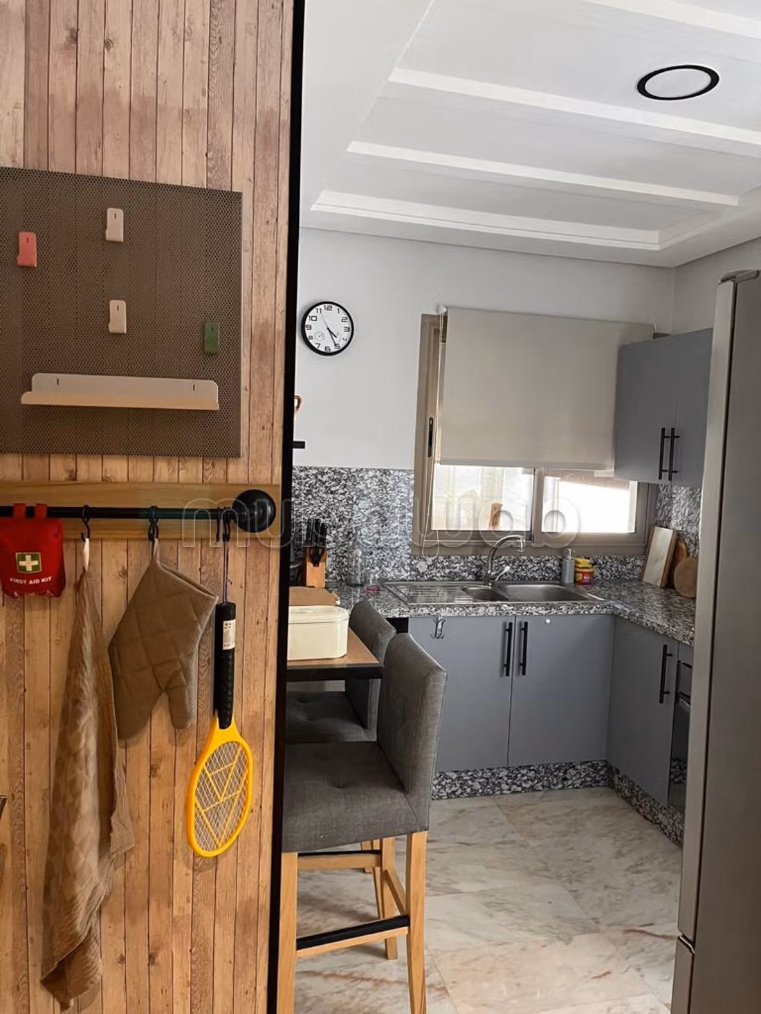 Affitta il tuo appartamento a Quartier du Parc. 3 ampi locali. Posto auto e terrazzo.