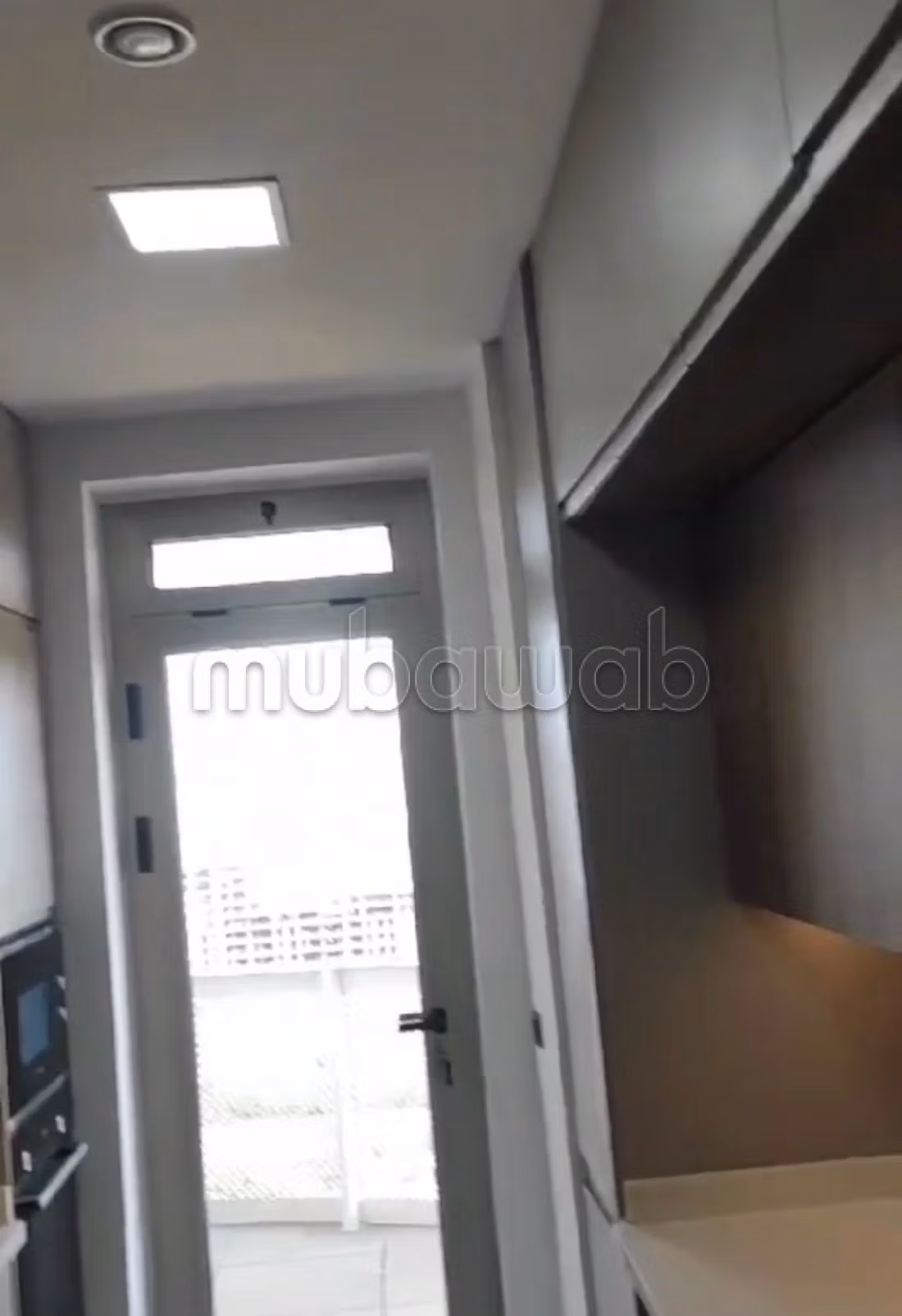 Bel app étage très élevé