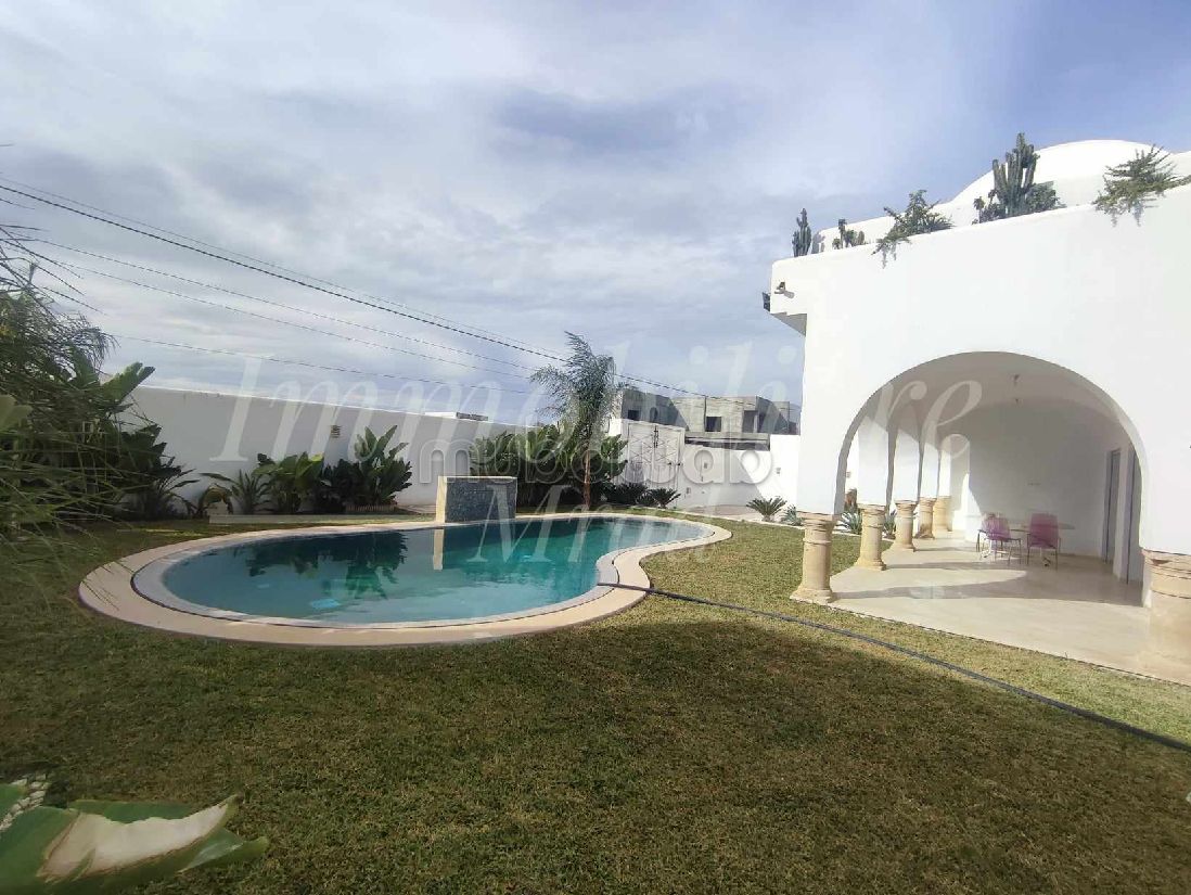 Fabulous villa for sale in Hammamet Nord. 4 rooms. Green area, Balcony