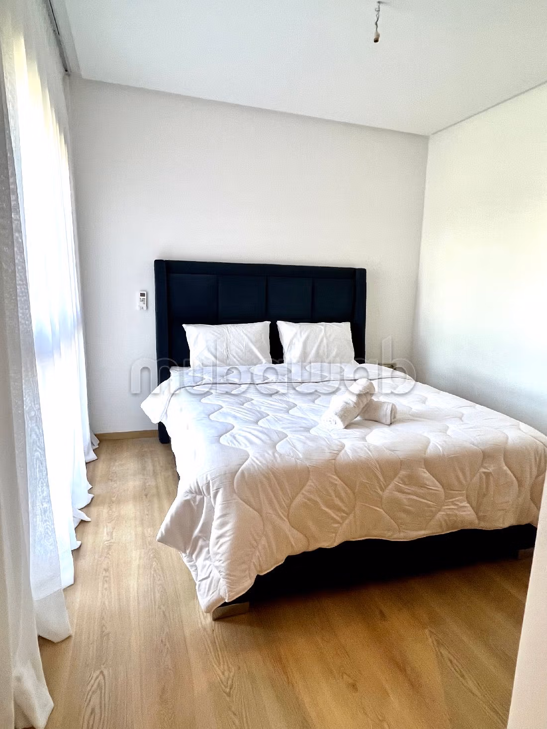 Te huur: appartementen in Agdal. 4 Kamers. Met terras en lift. 