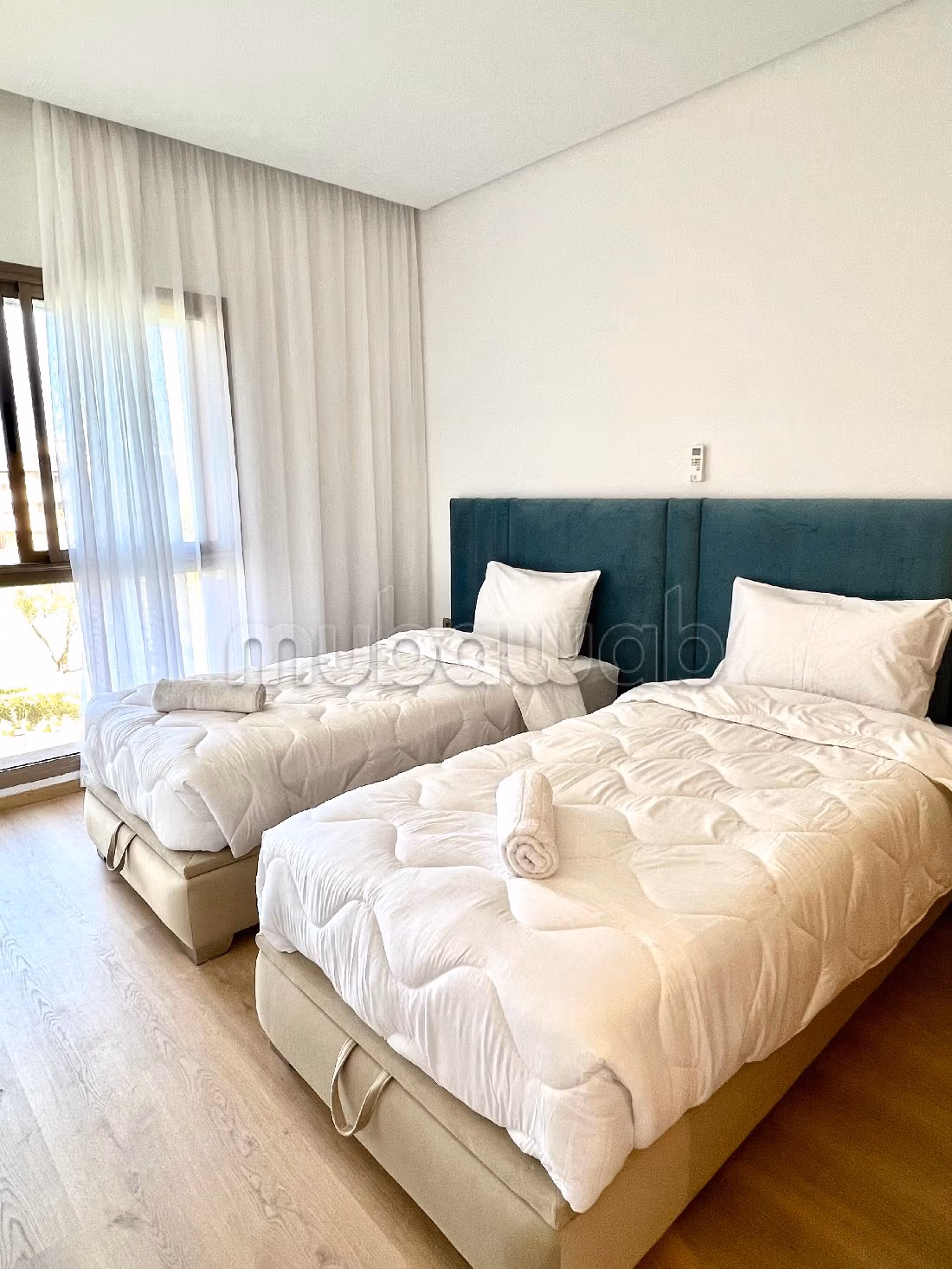 Te huur: appartementen in Agdal. 4 Kamers. Met terras en lift. 