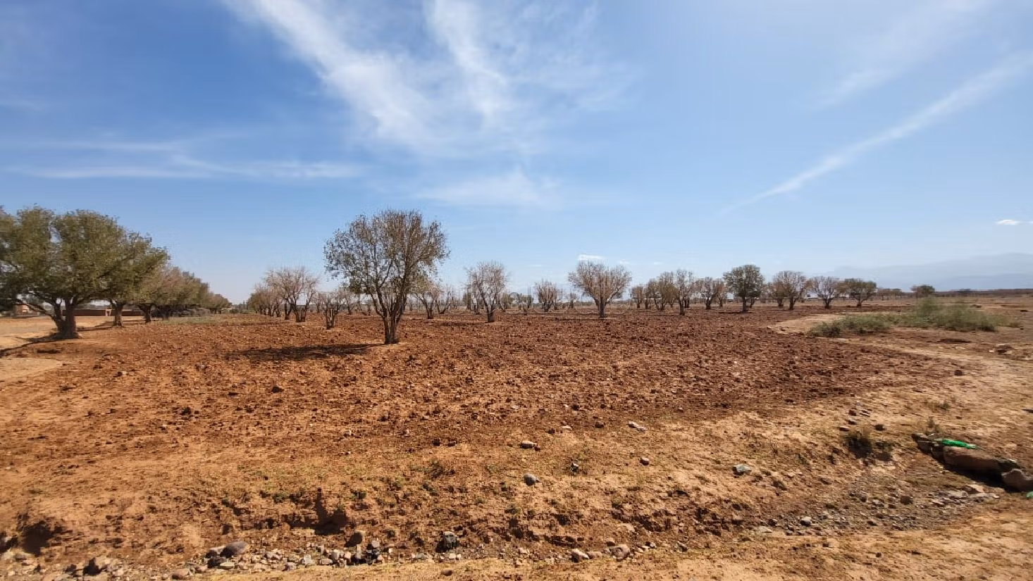 Kopen: land in Route de Tahanaout. Oppervlakte 340000 m².