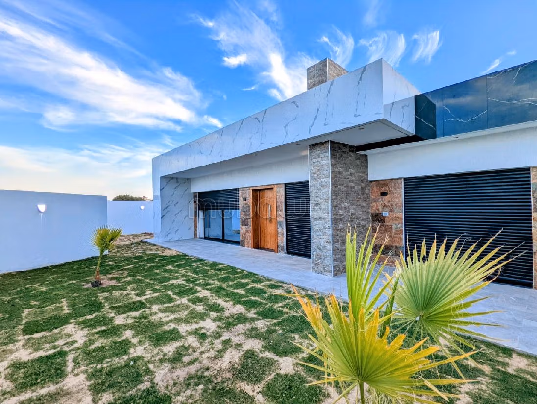 Residenza di lusso in vendita a Djerba. Superficie di 162 m². Giardino, terrazzo. 