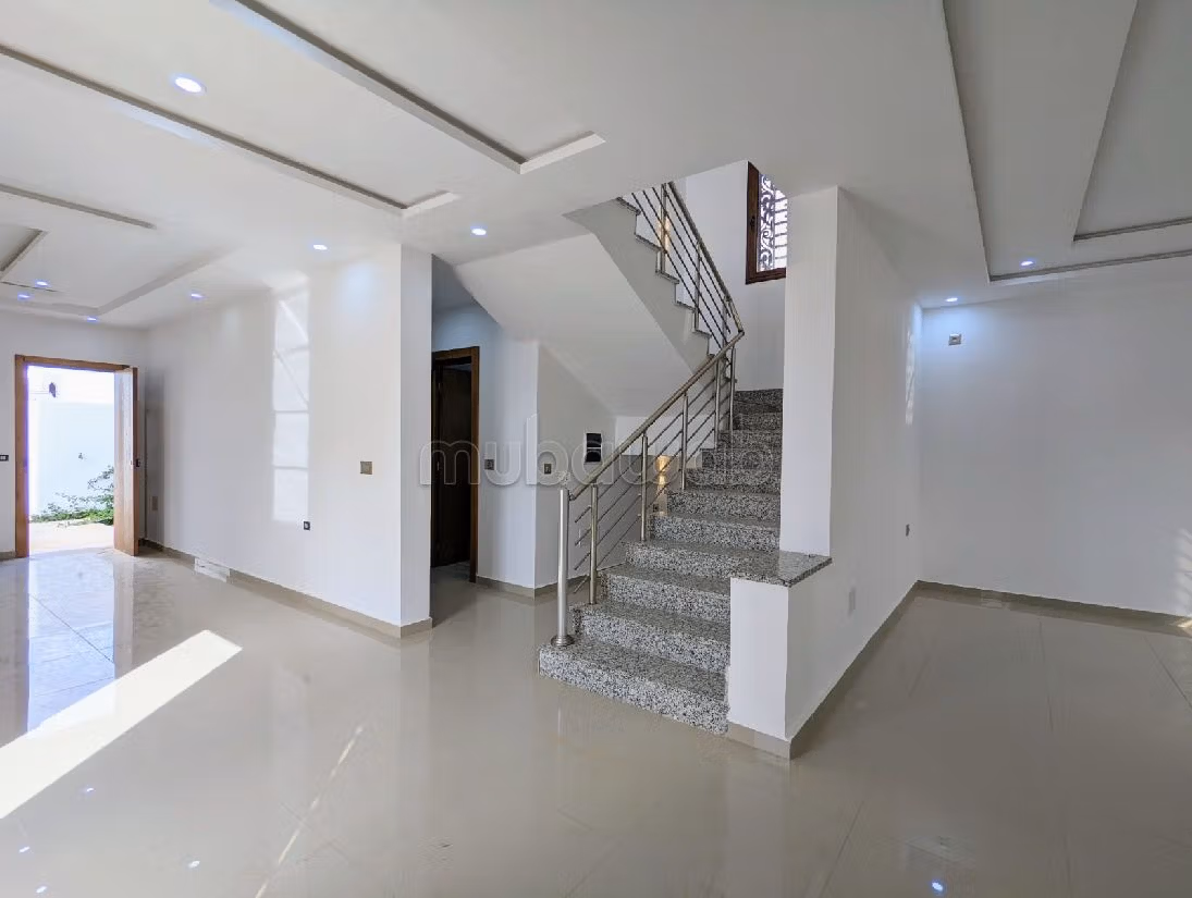Vendita villa di lusso a Djerba. Superficie 230 m². Giardino e terrazzo. 