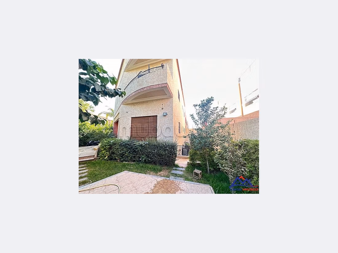 Esplendida villa en venta en Hay Targa. 6 hermosas habitaciones. Seguridad in situ