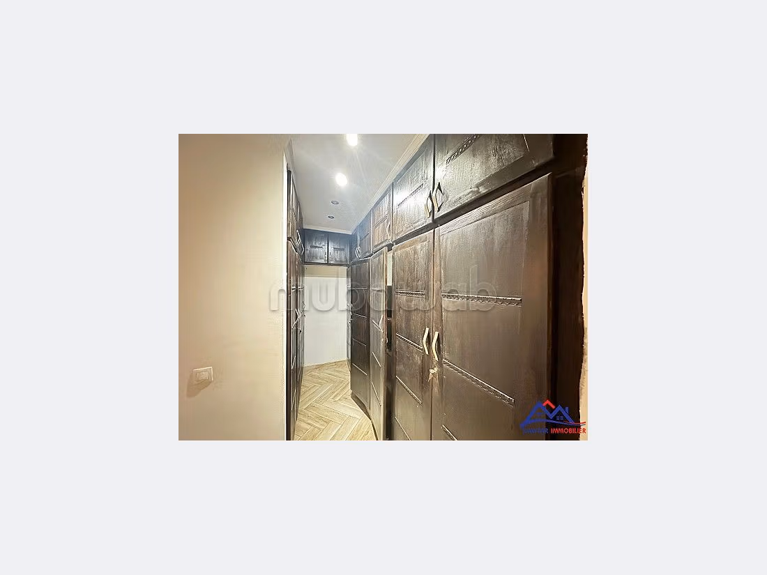 Esplendida villa en venta en Hay Targa. 6 hermosas habitaciones. Seguridad in situ