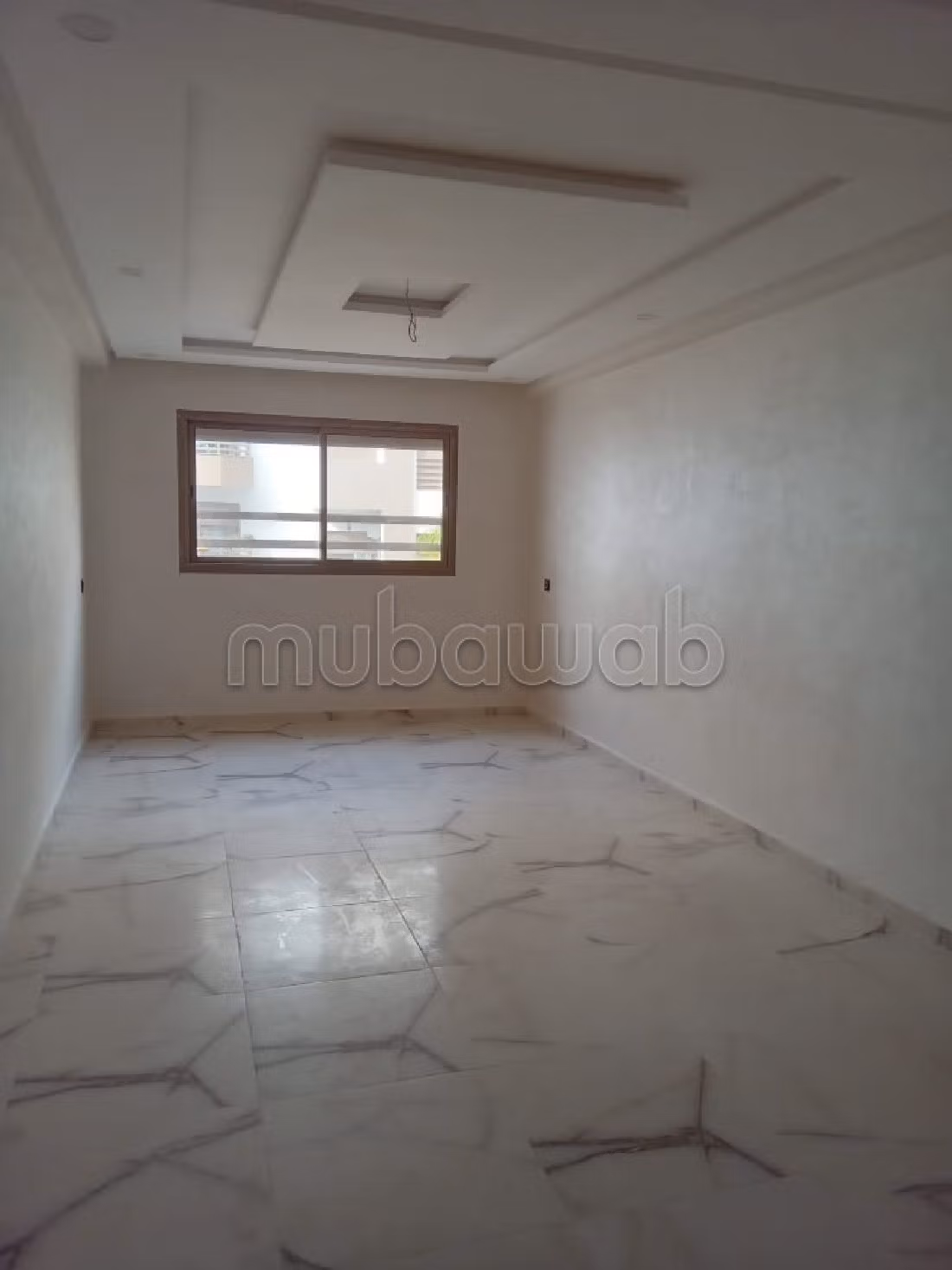 Bellissimo appartamento in affitto a Wifak. 3 camere. Con ascensore e terrazzo. 