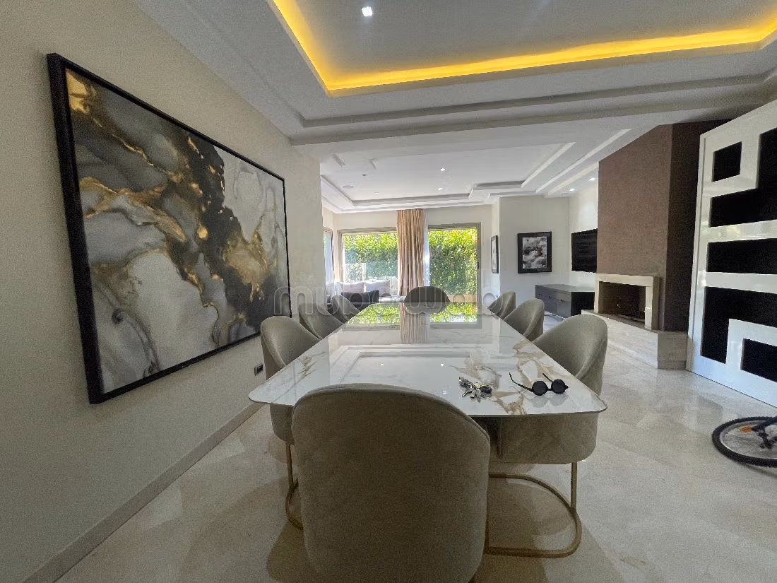 À louer un rez de jardin meublé sur bouskoura ville verte