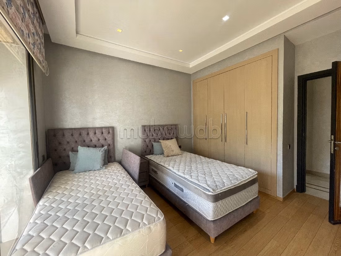 À louer un rez de jardin meublé sur bouskoura ville verte