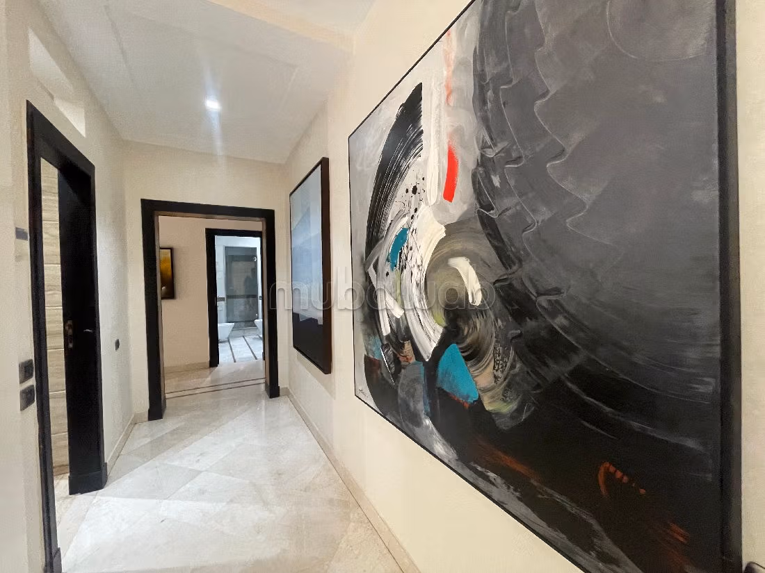 À louer un rez de jardin meublé sur bouskoura ville verte