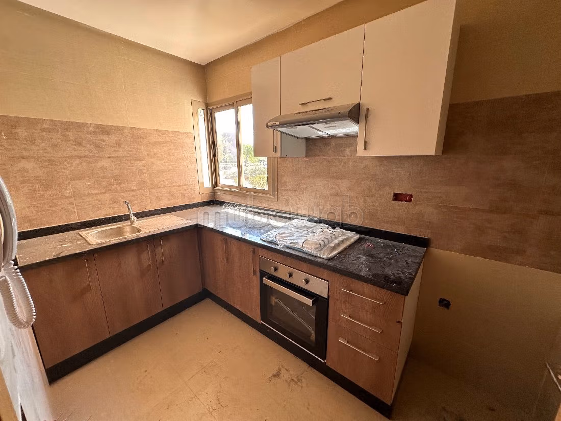 Find an apartment to buy in Agdal. Area 115 m². Satellite dish system and secured residence.