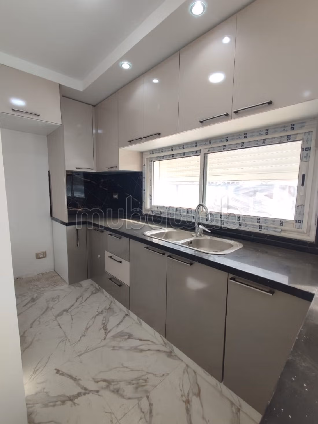 Apartment for sale. 3 comfortable rooms. Exceptional sea view. 