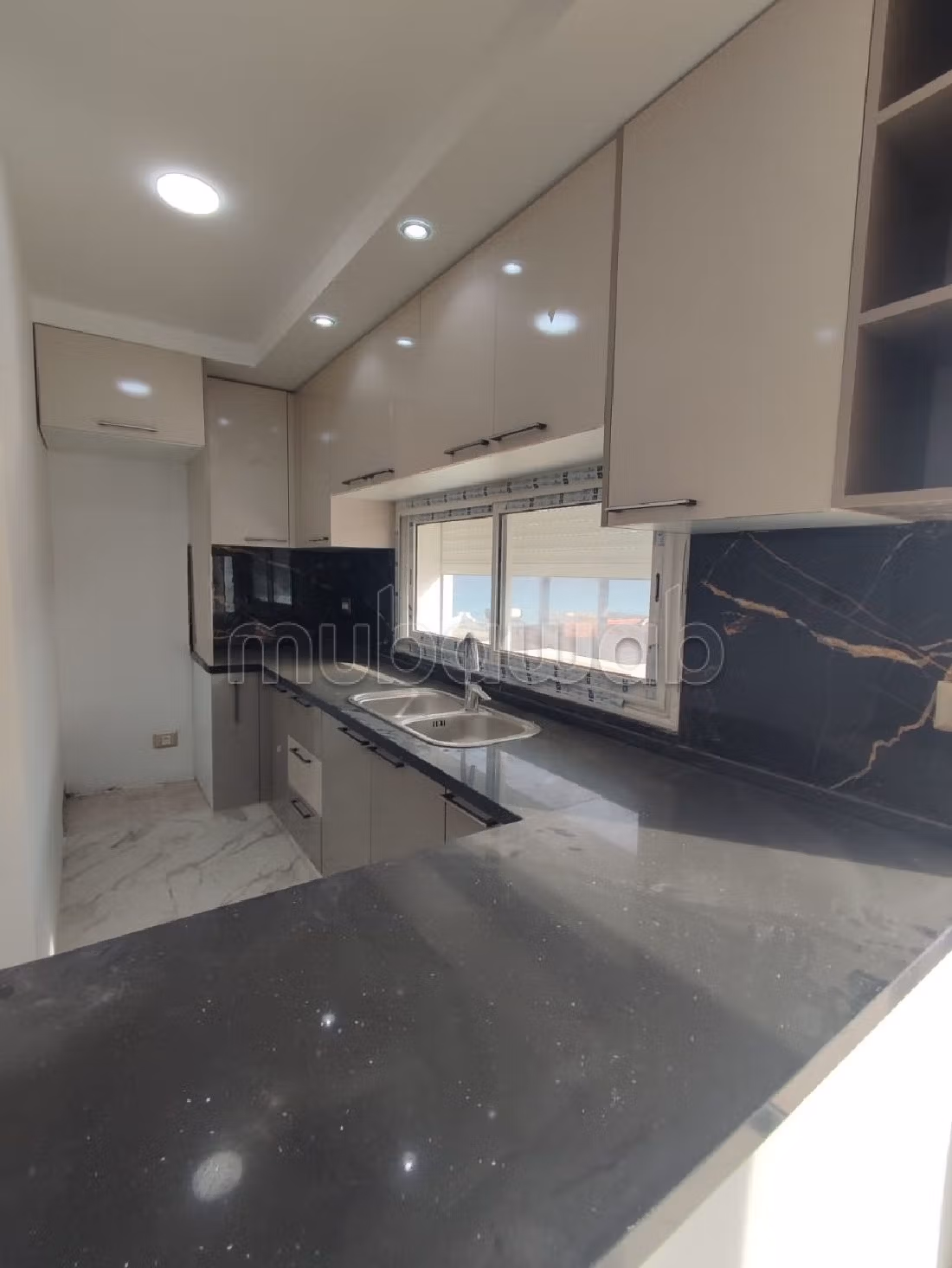 Apartment for sale. 3 comfortable rooms. Exceptional sea view. 