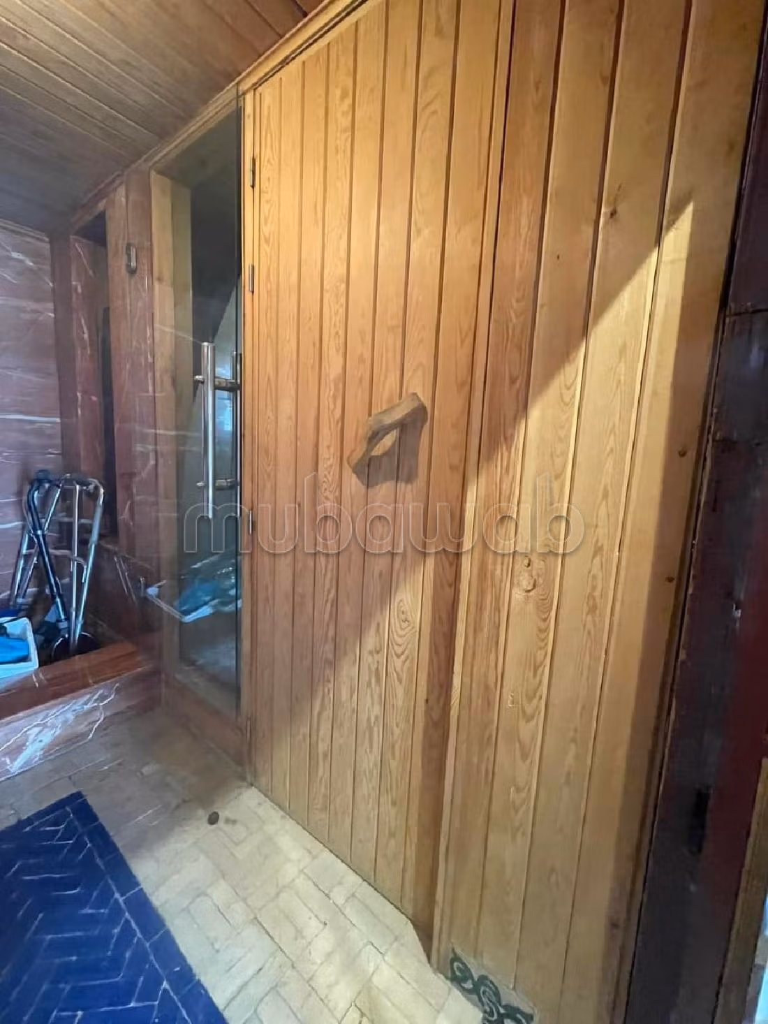 Vendita di un bell'appartamento a Racine. 5 camere da letto. Giardino e ascensore.