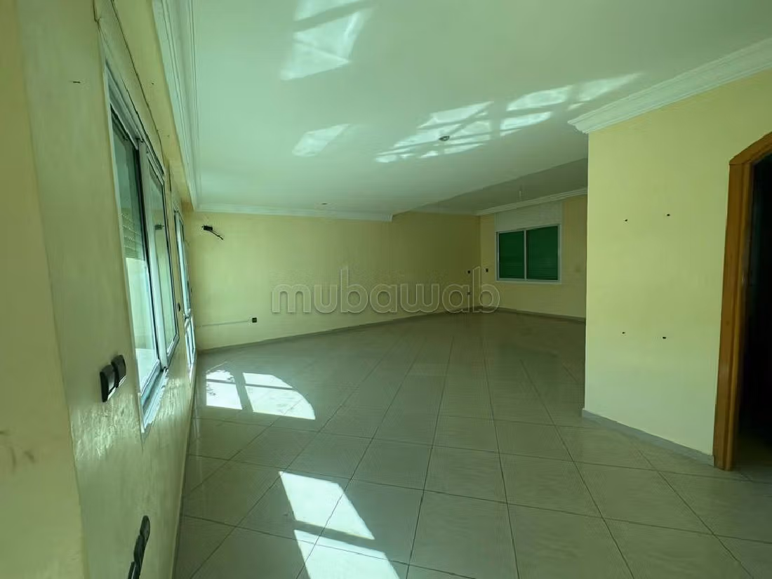 Villa di lusso in vendita a Nassim 2.5 locali spaziosi. Terrazzo e giardino