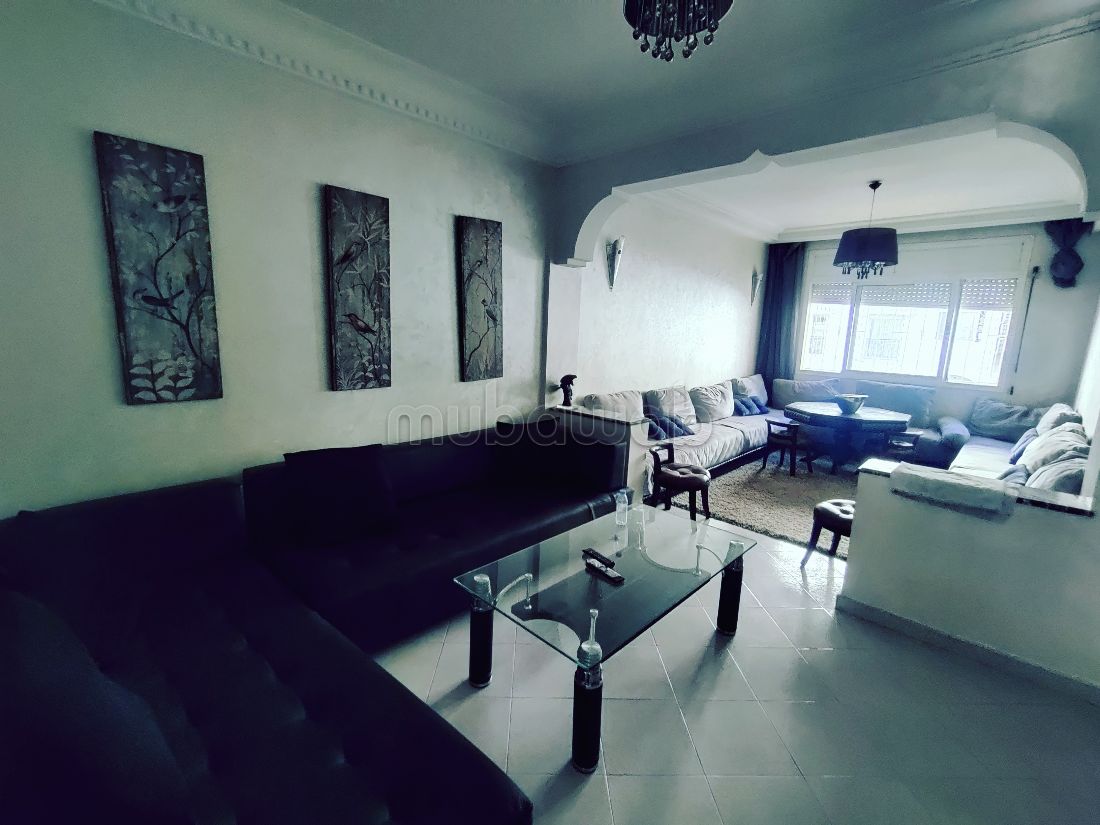 Apartment for rent in Maârif Extension. 5 comfortable rooms. Lift and