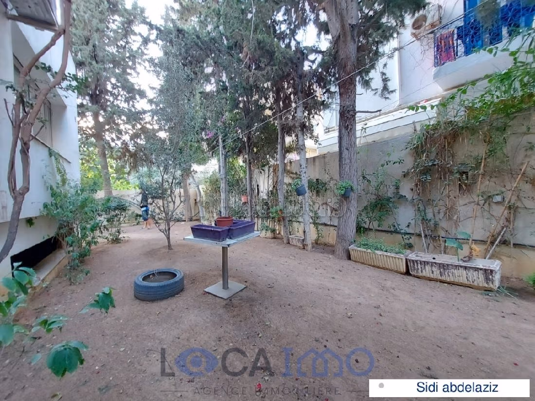 Affitto di un bellissimo appartamento a La Marsa. Superficie di 150 m². Sistema di riscaldamento. 
