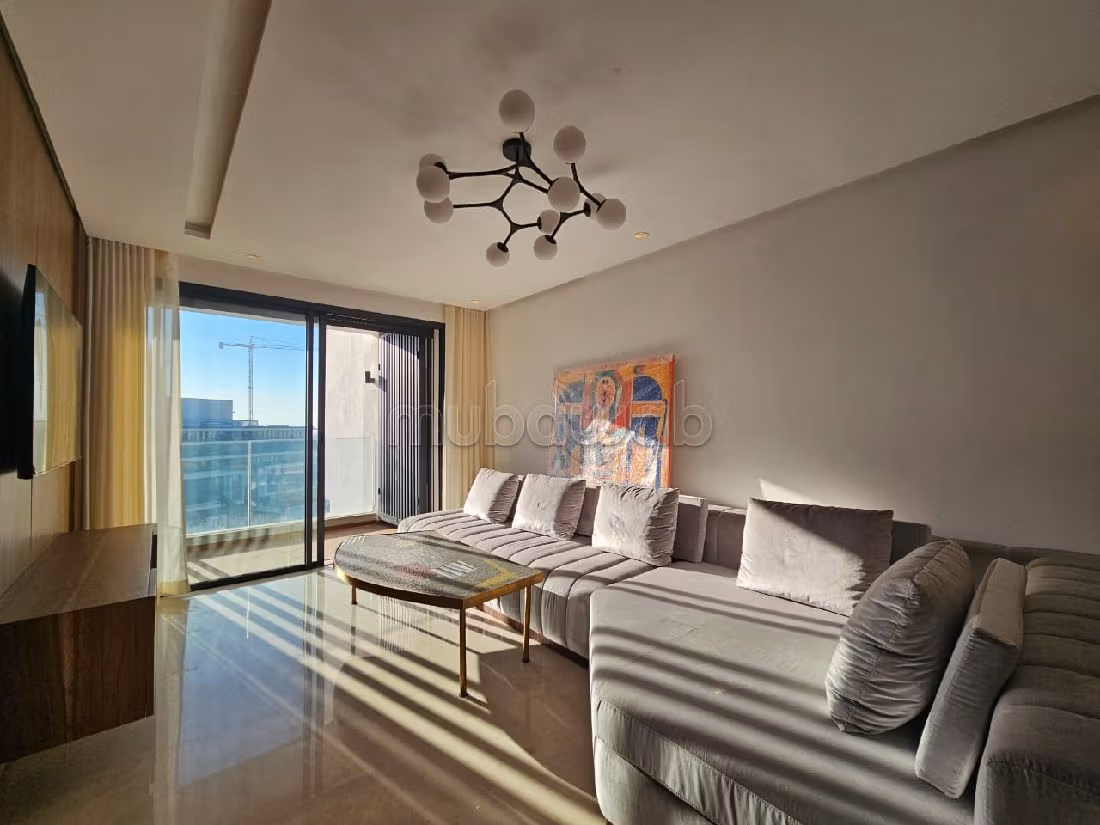 Très beau studio bien ensoleillé