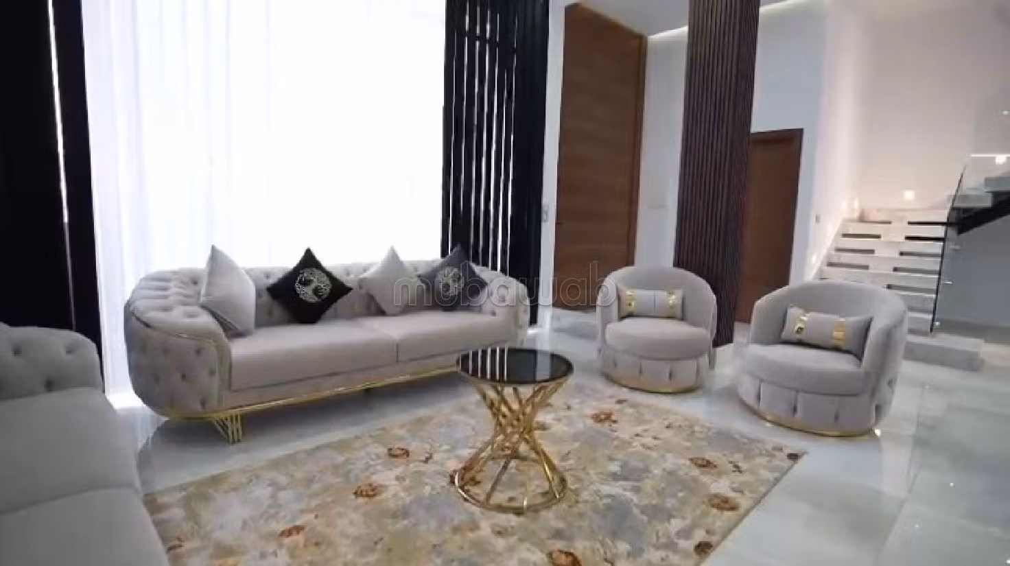 High quality villa for sale in Harhoura. 4 rooms. caretaker and swimming pool. 