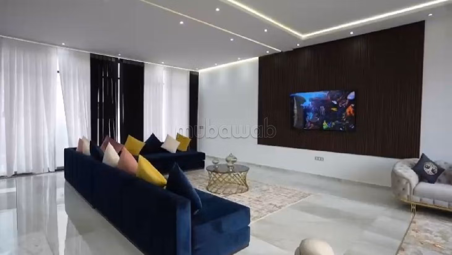 High quality villa for sale in Harhoura. 4 rooms. caretaker and swimming pool. 