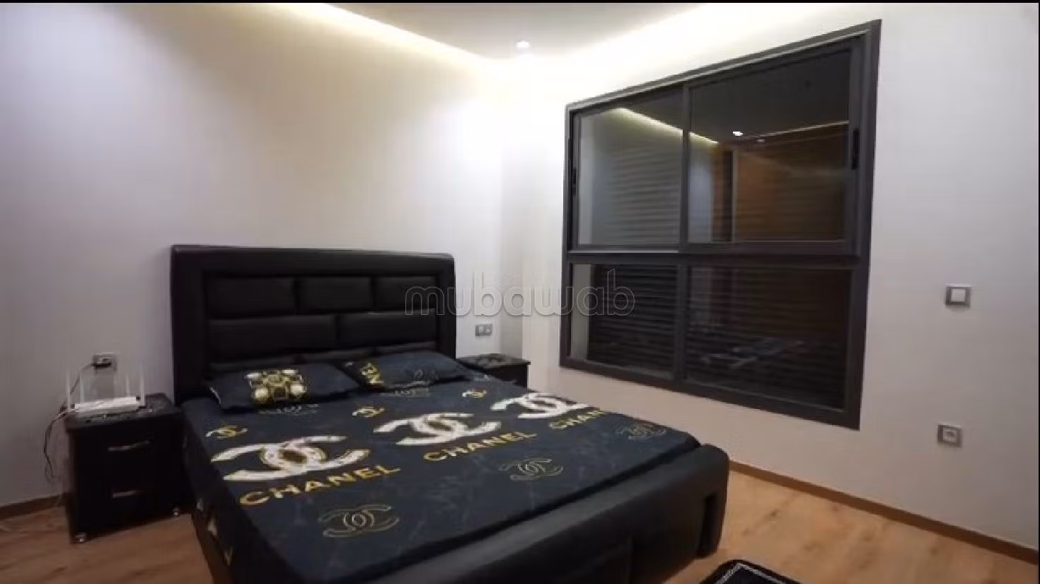 High quality villa for sale in Harhoura. 4 rooms. caretaker and swimming pool. 