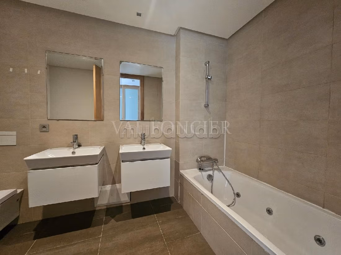 Vente Superbe Appartement 139m2 vue mer Ain Diab, Casablanca