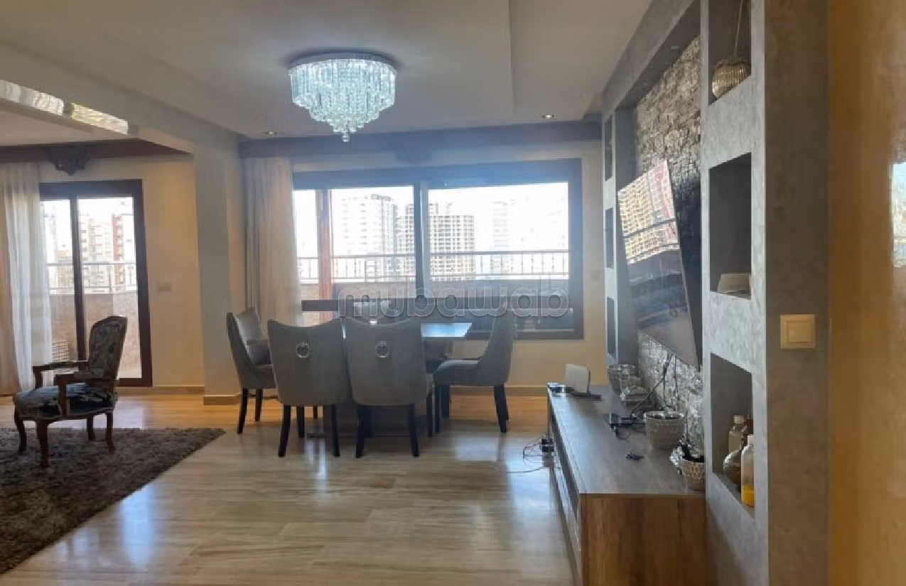 Appartement a tanger a louer avec terrasse et garage situation plage