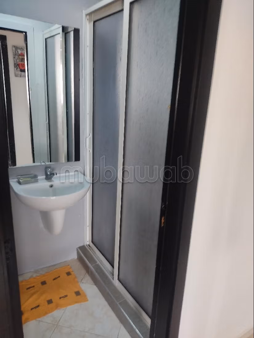 شقة جميلة للبيع ب شاطئ واد الشراط. 3 قطع رائعة. مفروشة.