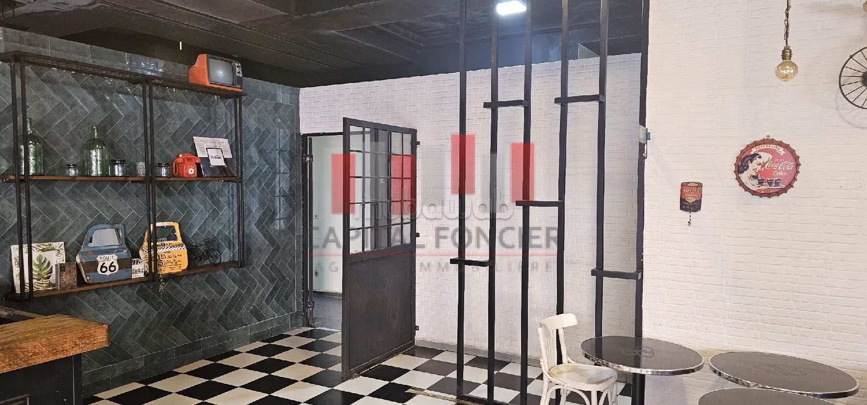 Oficinas y locales comerciales en alquiler en Gauthier. Superficie 208 m². Aire condicionado integrado