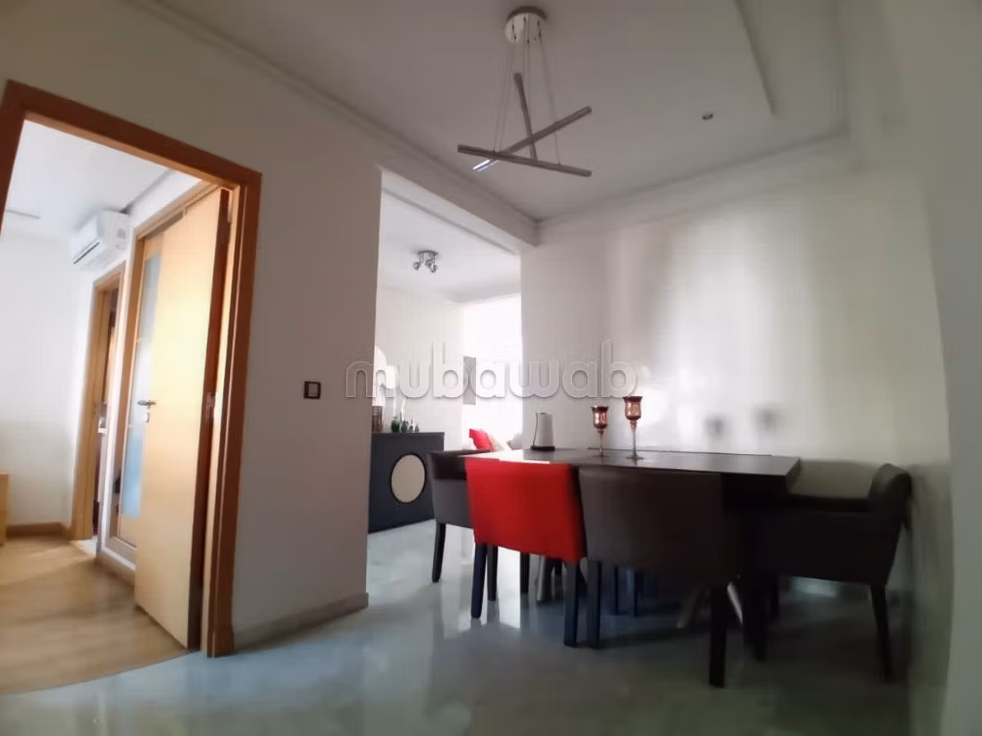 Location d'un appartement à Palmier. 2 chambres dont suites confortables. Meublé