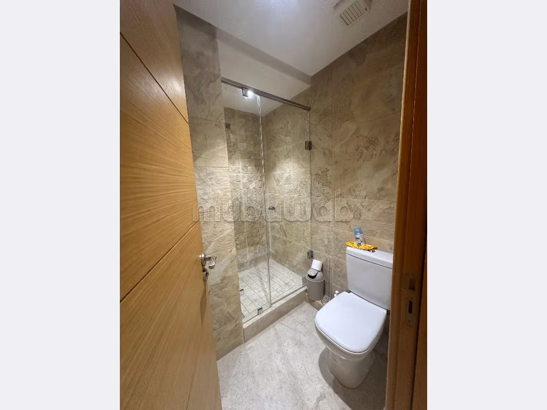 Location d'un appartement à Palmier. 2 chambres dont suites confortables. Meublé